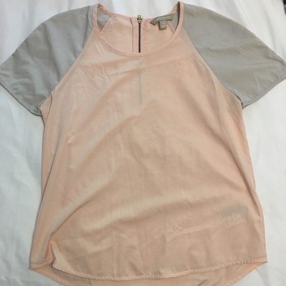 Top - Picture 2 of 3